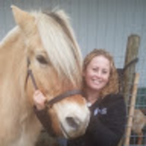 Meet your Posher, Carrie - Picture 1 of 1